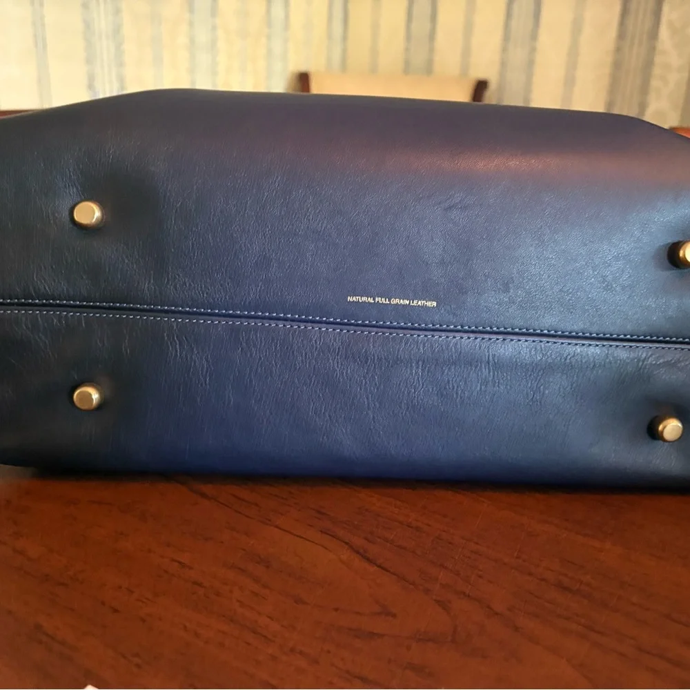 Coach  Empire 40 Carryall bag in Navy - Picture 5 of 14